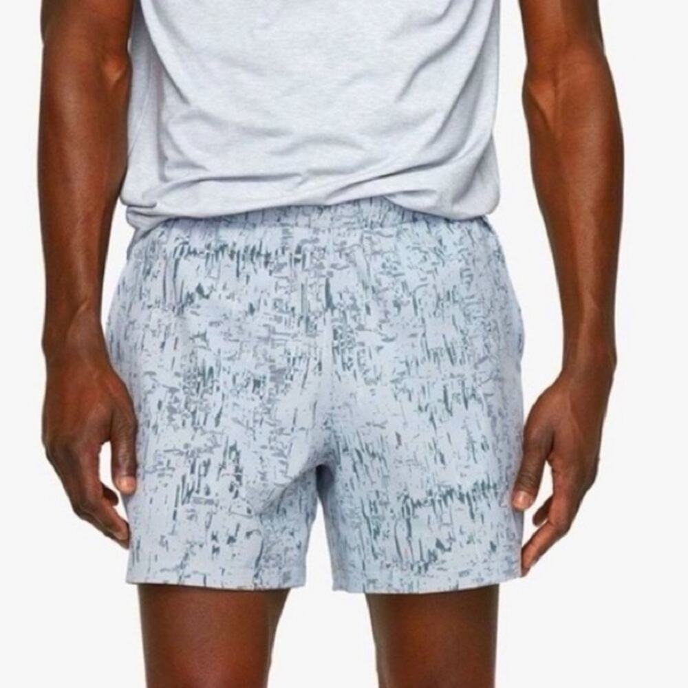 Outdoor Voices Rec Outdoor Gray Printed Athletic Shorts Size Small